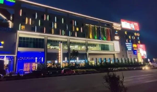 Featured Image of Orion Uptown Mall