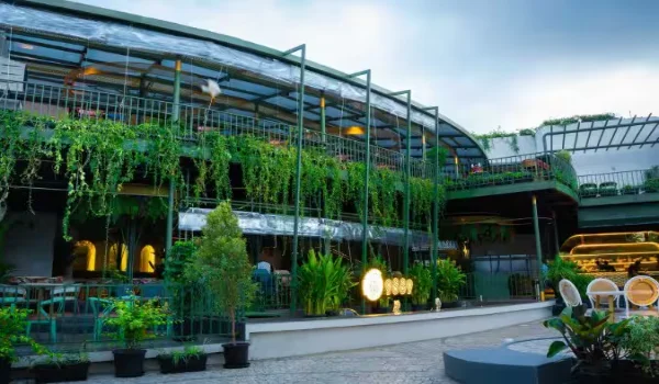 Featured Image of Restaurants Cafes Near Bagalur Road