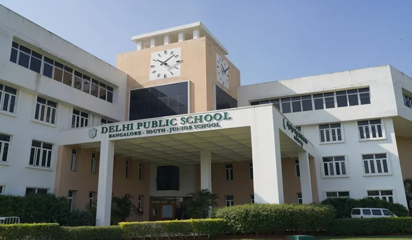 Featured Image of Delhi Public School